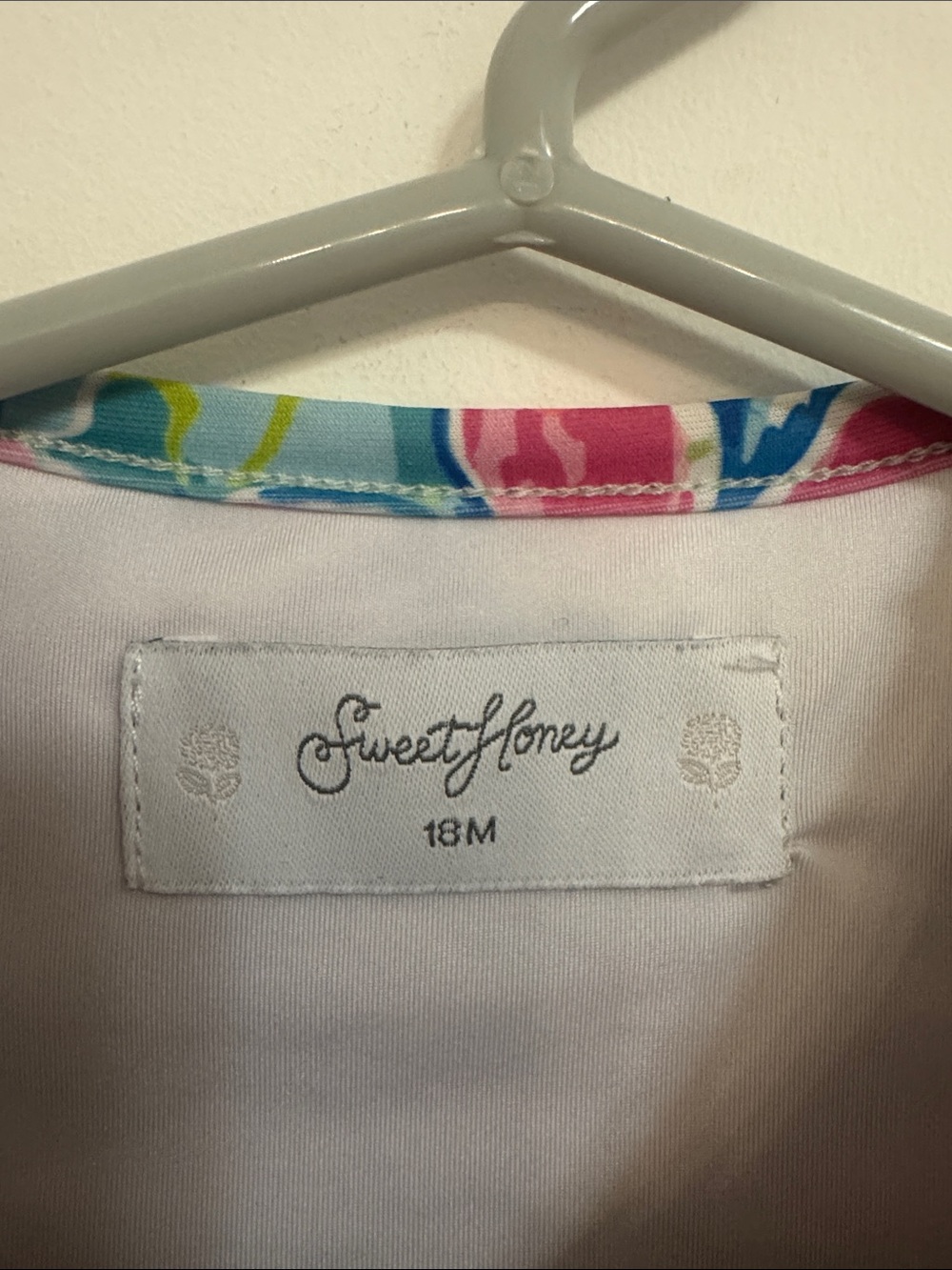 SweetHoney Floral Long-Sleeve Rashguard - Pink & Blue & Green - Picture 2 of 3